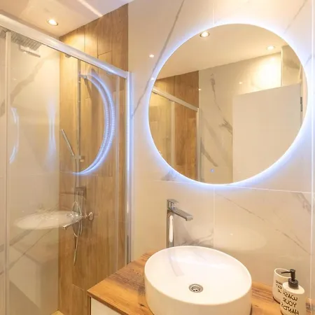 Bright With Designer Renovation * Lubiana